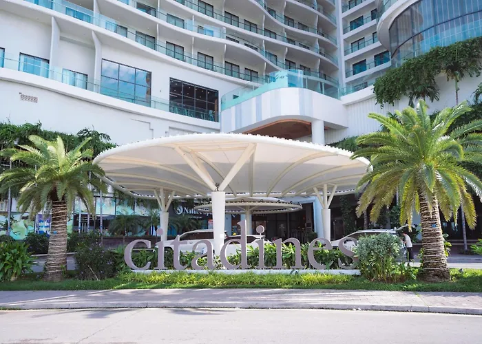 Seastay By Citadines Marina Hạ Long